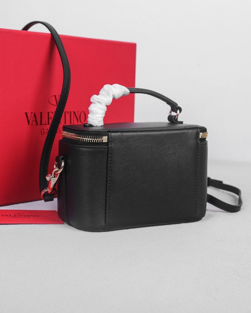 Va1e*ntin0 top handle bag